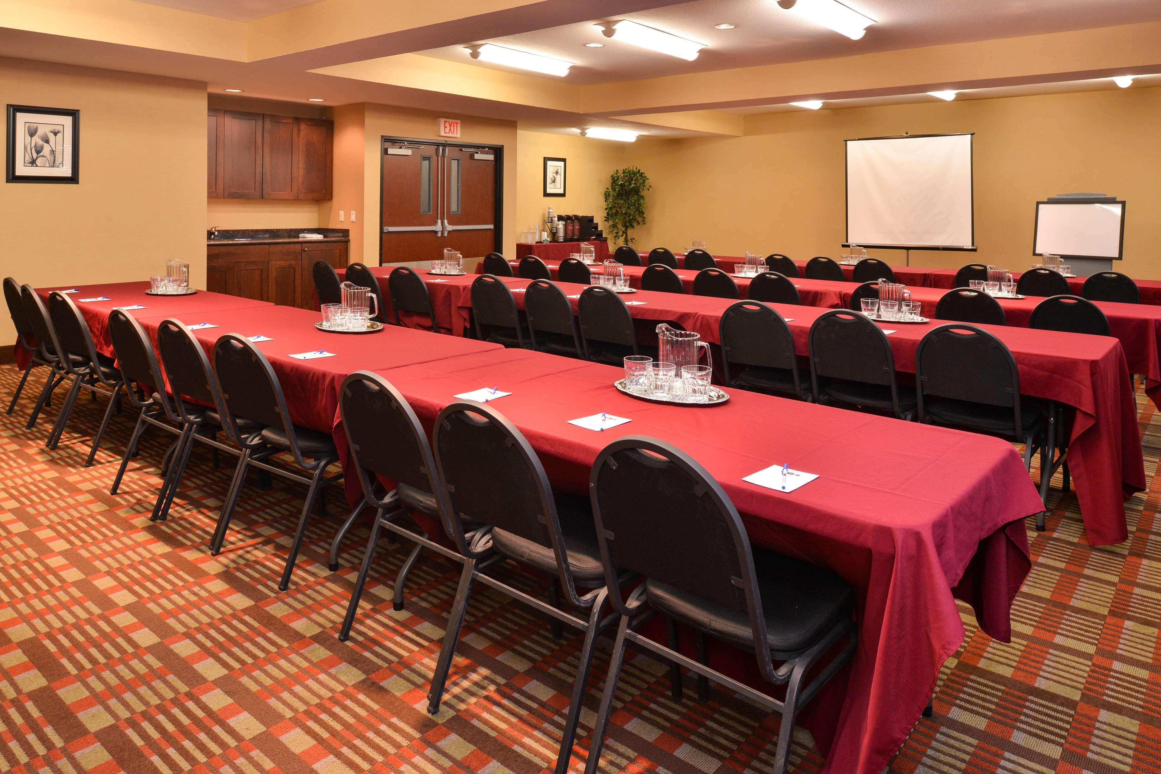 Best Western Wilsonville Inn & Suites Buitenkant foto