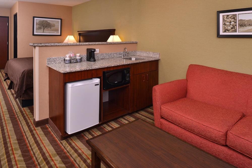 Best Western Wilsonville Inn & Suites Buitenkant foto