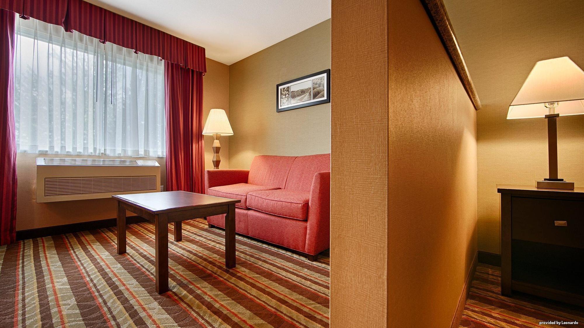 Best Western Wilsonville Inn & Suites Buitenkant foto